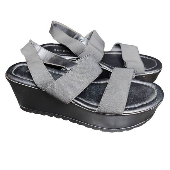 Bamboo Black Strappy Platform Sandals - Picture 1 of 8